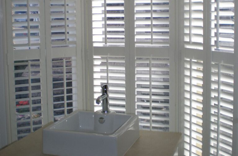 A Guide To Waterproof Pvc Shutters Purely Shutters